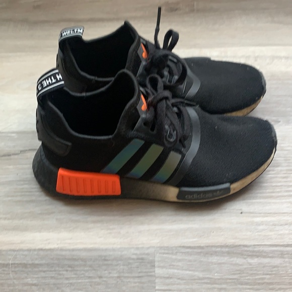 ADIDAS NMD R1 - Picture 1 of 5